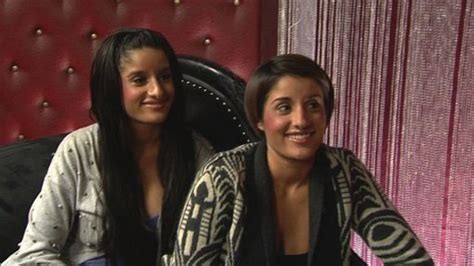 preeti and priya naked|Indian Twins Preeti and Priya Young Naughty Changing Room。